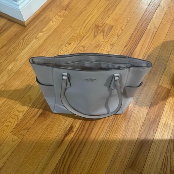 Great condition almost new Kate spade Gray tote - Picture 4 of 6